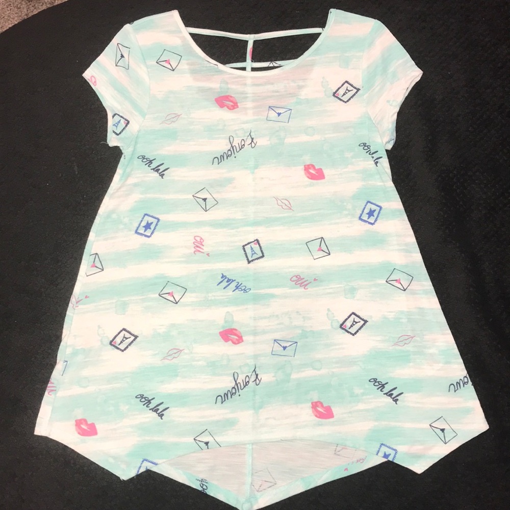 French print uneven cut cap sleeve shirt